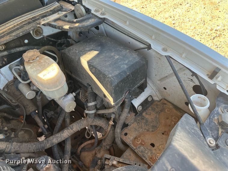 image for item OC9511 2013 Chevrolet 2500 HD  Ext. Cab pickup truck