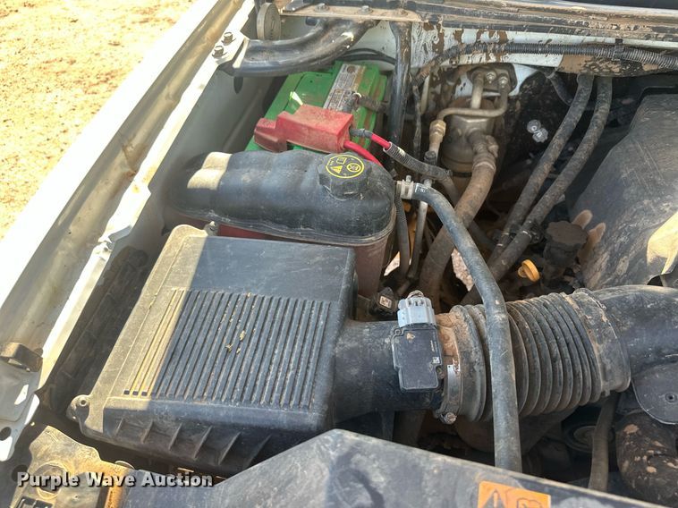 image for item OC9511 2013 Chevrolet 2500 HD  Ext. Cab pickup truck