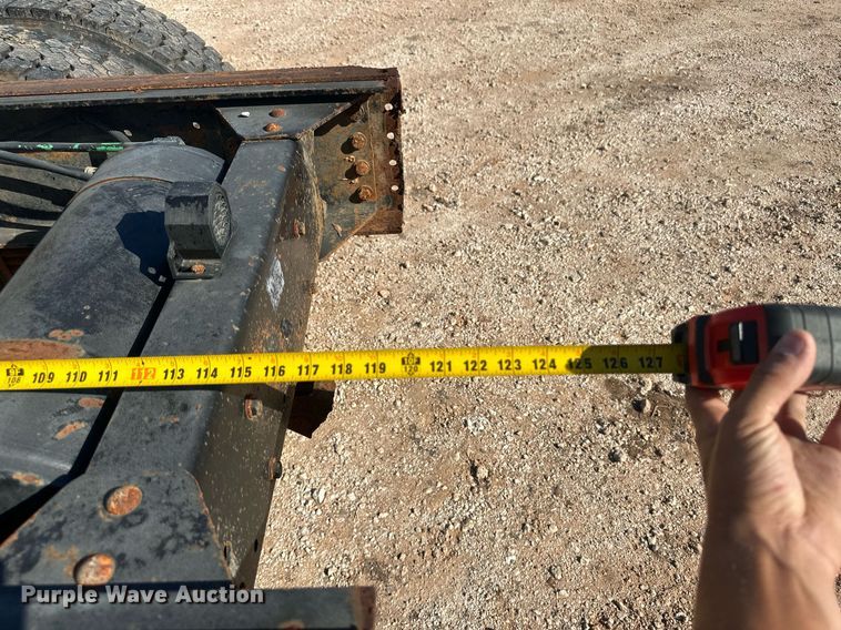 image for item OC9512 1998 Chevrolet C7500  truck cab and chassis