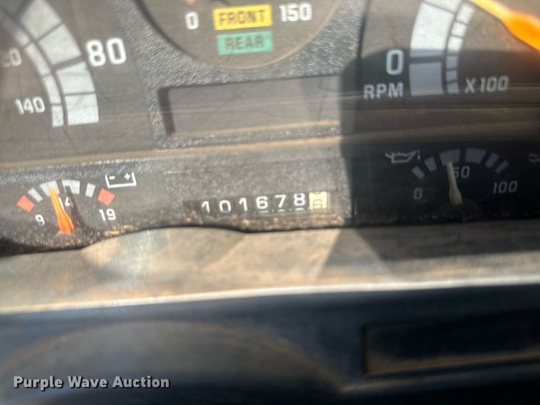 image for item OC9512 1998 Chevrolet C7500  truck cab and chassis