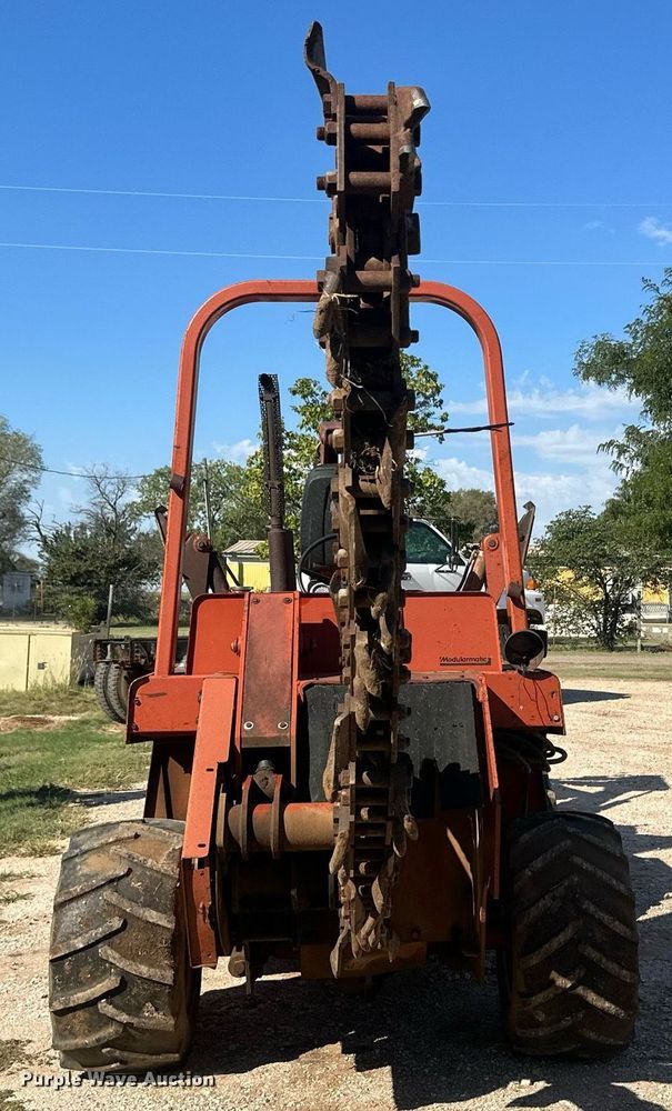 image for item OC9513 1987 Ditch Witch 4010  trencher