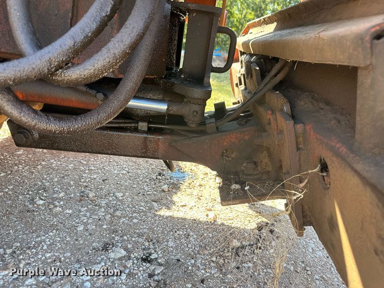 image for item OC9513 1987 Ditch Witch 4010  trencher