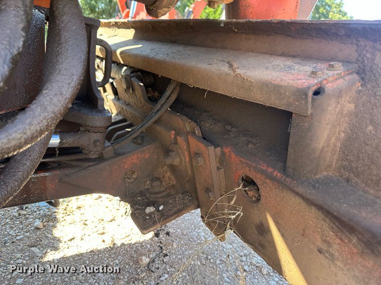 image for item OC9513 1987 Ditch Witch 4010  trencher