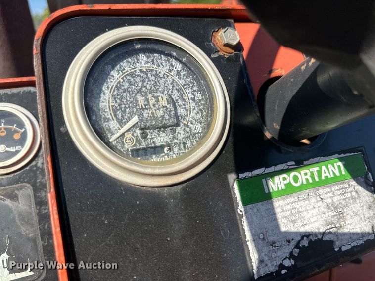 image for item OC9513 1987 Ditch Witch 4010  trencher