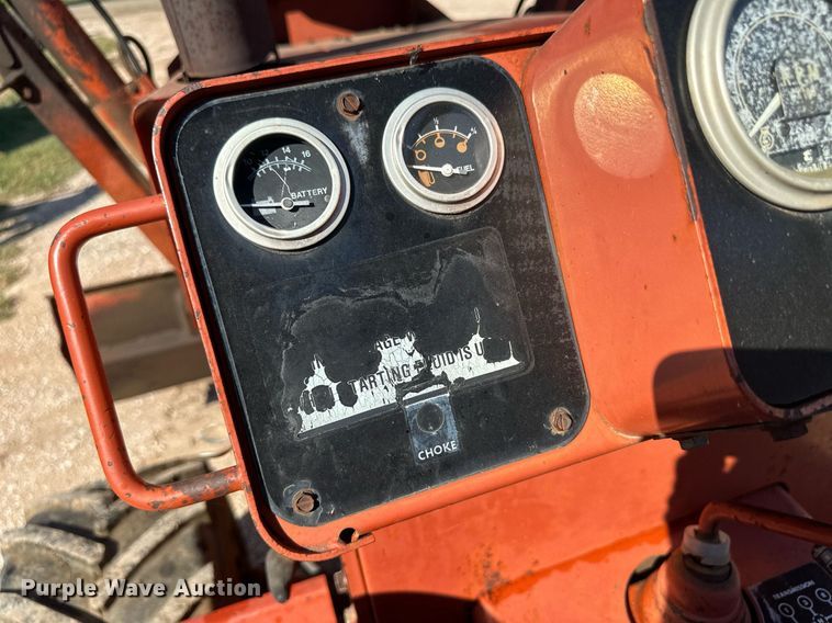 image for item OC9513 1987 Ditch Witch 4010  trencher