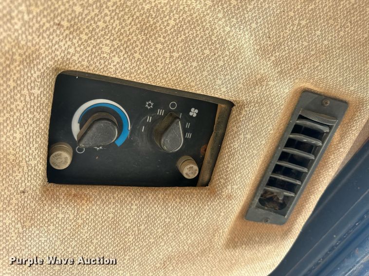 image for item OC9514 1994 Caterpillar 426B  backhoe