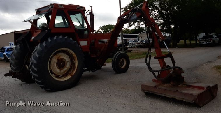 image for item OF9445 Hesston 1580  tractor
