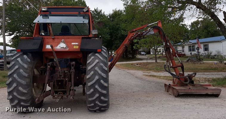 image for item OF9445 Hesston 1580  tractor