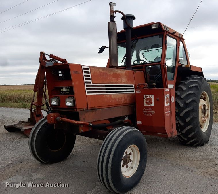 image for item OF9445 Hesston 1580  tractor