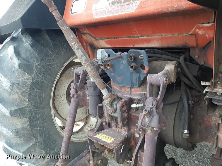 image for item OF9445 Hesston 1580  tractor