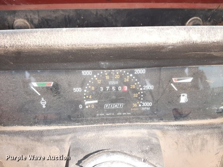 image for item OF9445 Hesston 1580  tractor