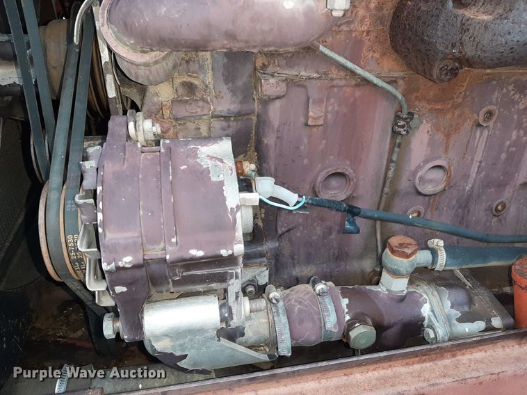 image for item OF9445 Hesston 1580  tractor