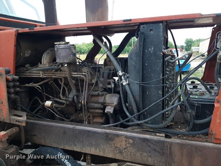 image for item OF9445 Hesston 1580  tractor