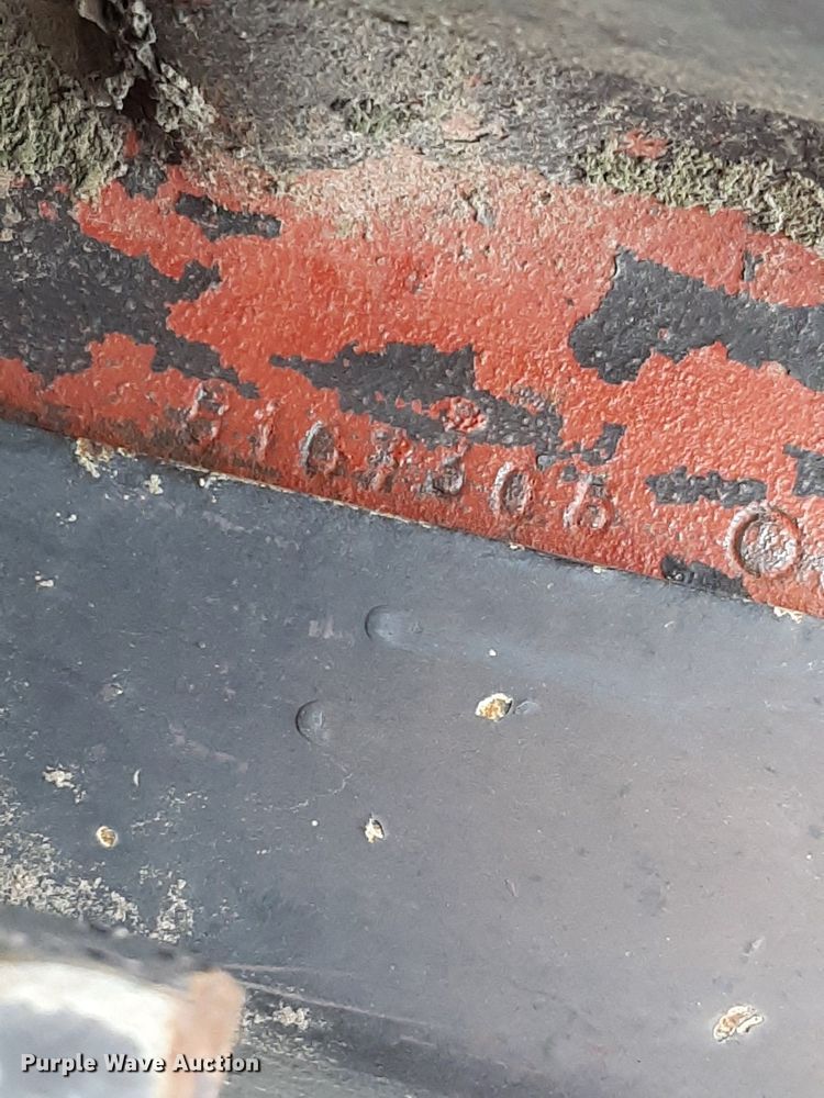 image for item OF9445 Hesston 1580  tractor