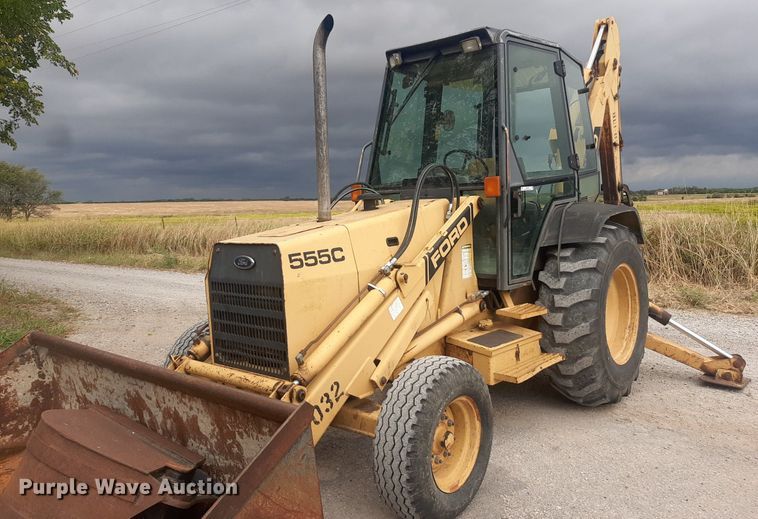 image for item OF9446 Ford 555C  backhoe