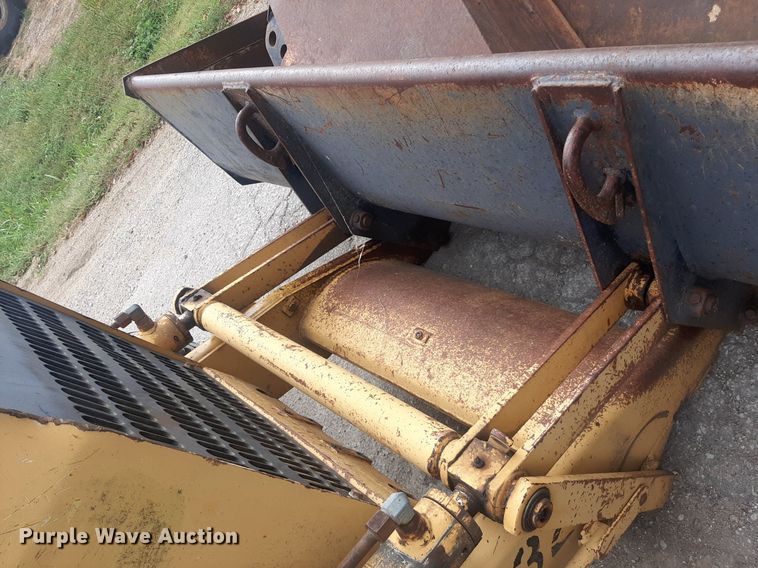 image for item OF9446 Ford 555C  backhoe