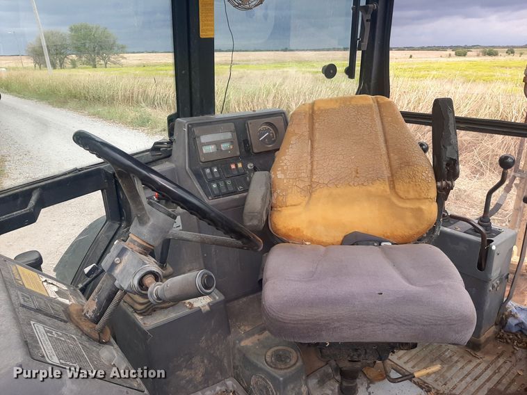 image for item OF9446 Ford 555C  backhoe