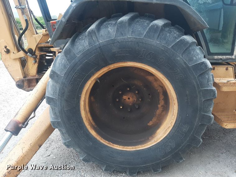 image for item OF9446 Ford 555C  backhoe