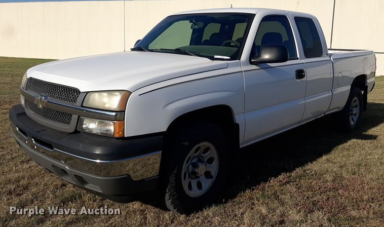 image for item OF9481 2005 Chevrolet Silverado 1500  Ext. Cab pickup truck