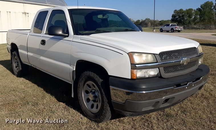 image for item OF9481 2005 Chevrolet Silverado 1500  Ext. Cab pickup truck