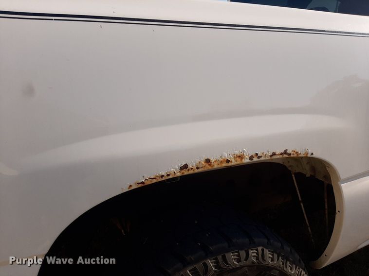 image for item OF9481 2005 Chevrolet Silverado 1500  Ext. Cab pickup truck