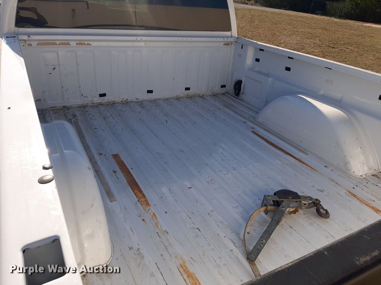 image for item OF9481 2005 Chevrolet Silverado 1500  Ext. Cab pickup truck