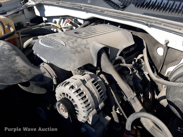 image for item OF9481 2005 Chevrolet Silverado 1500  Ext. Cab pickup truck