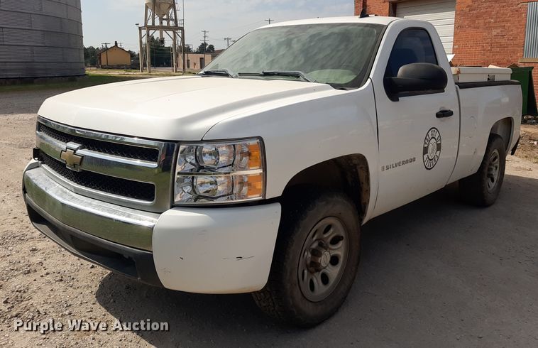 image for item OF9506 2008 Chevrolet Silverado 1500  pickup truck