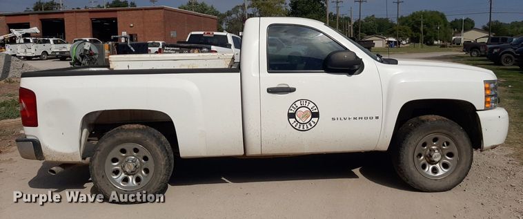 image for item OF9506 2008 Chevrolet Silverado 1500  pickup truck
