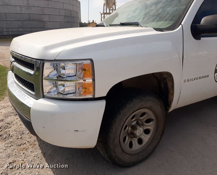 image for item OF9506 2008 Chevrolet Silverado 1500  pickup truck