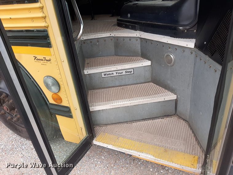 image for item OF9508 2003 Blue Bird  school bus