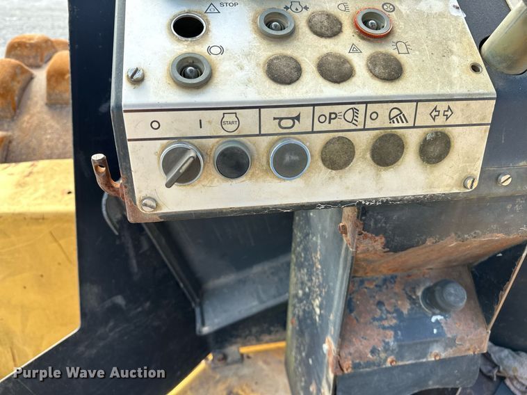 image for item OG9166 1994 Dynapac CA251D  single drum roller