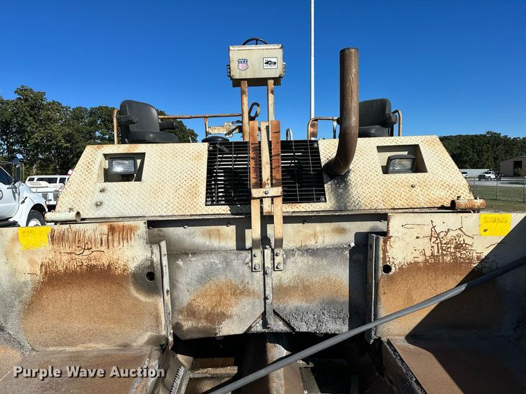 image for item OG9168 1995 Cedarapids CR361  paver