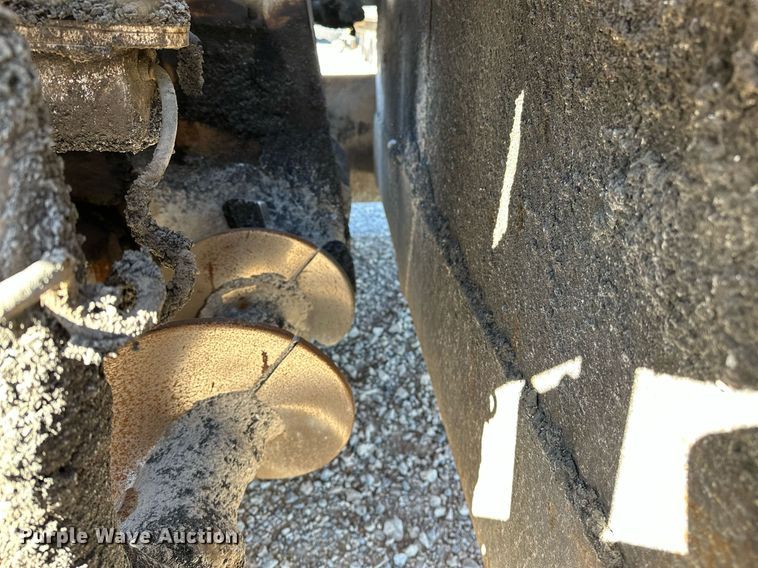 image for item OG9168 1995 Cedarapids CR361  paver