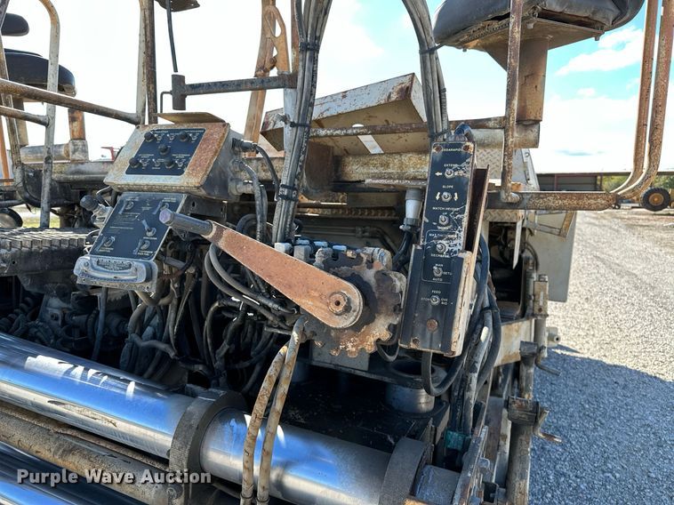 image for item OG9168 1995 Cedarapids CR361  paver