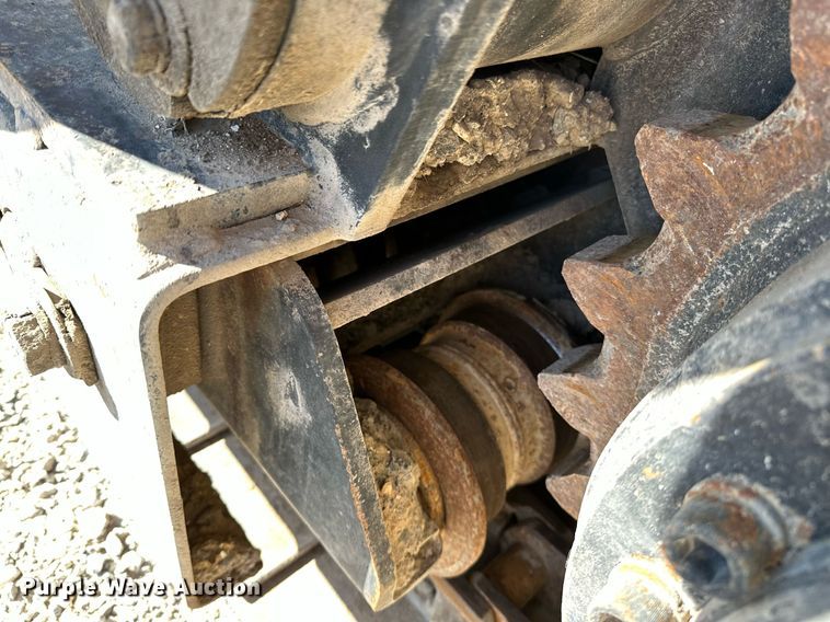 image for item OG9168 1995 Cedarapids CR361  paver