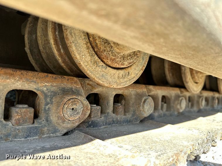 image for item OG9168 1995 Cedarapids CR361  paver