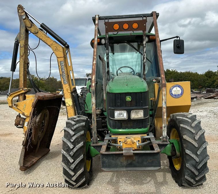 image for item OG9173 2009 John Deere 6330  MFWD tractor