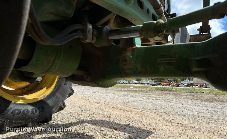 image for item OG9173 2009 John Deere 6330  MFWD tractor