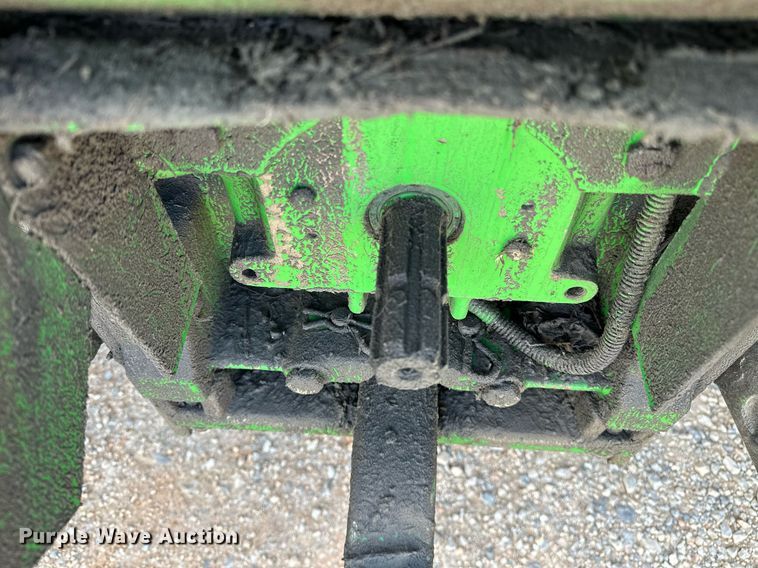 image for item OG9173 2009 John Deere 6330  MFWD tractor