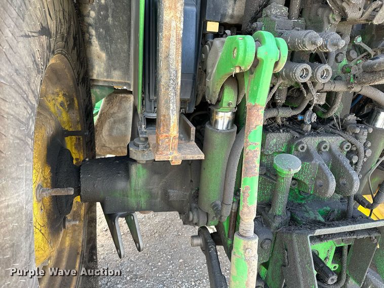 image for item OG9173 2009 John Deere 6330  MFWD tractor