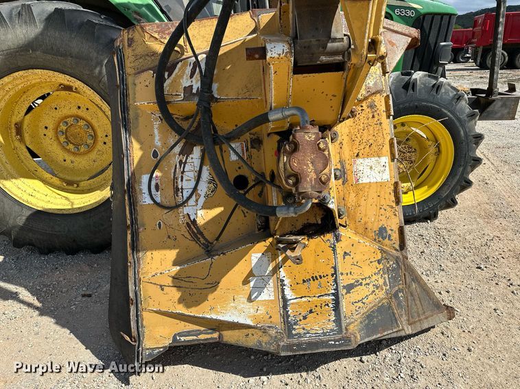 image for item OG9173 2009 John Deere 6330  MFWD tractor