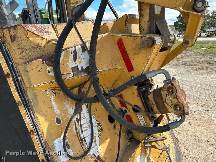 image for item OG9173 2009 John Deere 6330  MFWD tractor