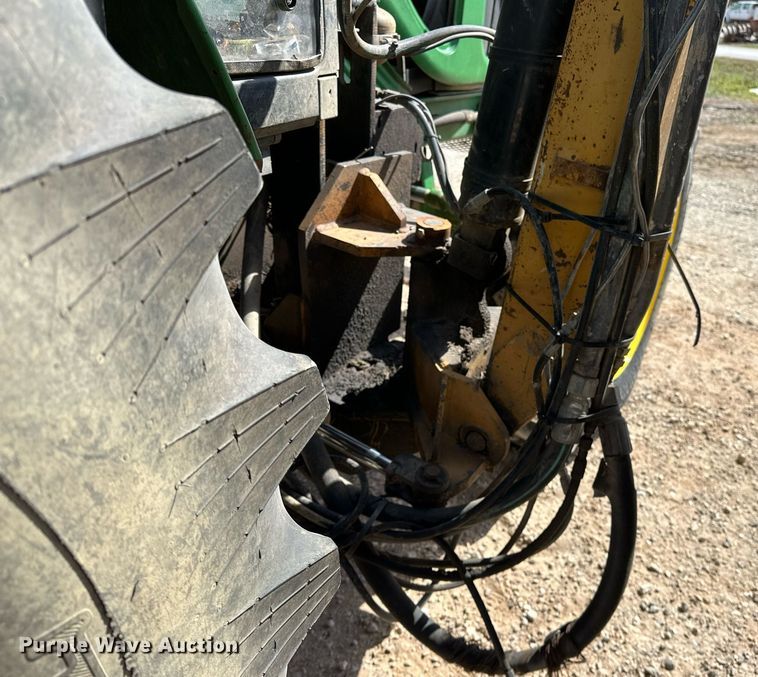 image for item OG9173 2009 John Deere 6330  MFWD tractor