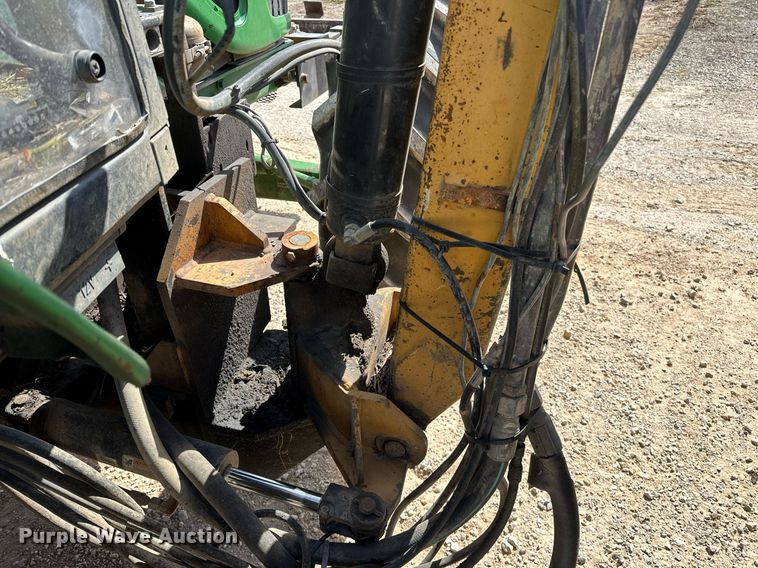 image for item OG9173 2009 John Deere 6330  MFWD tractor