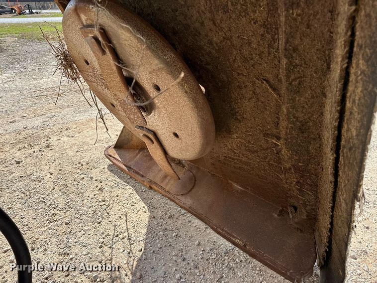 image for item OG9173 2009 John Deere 6330  MFWD tractor