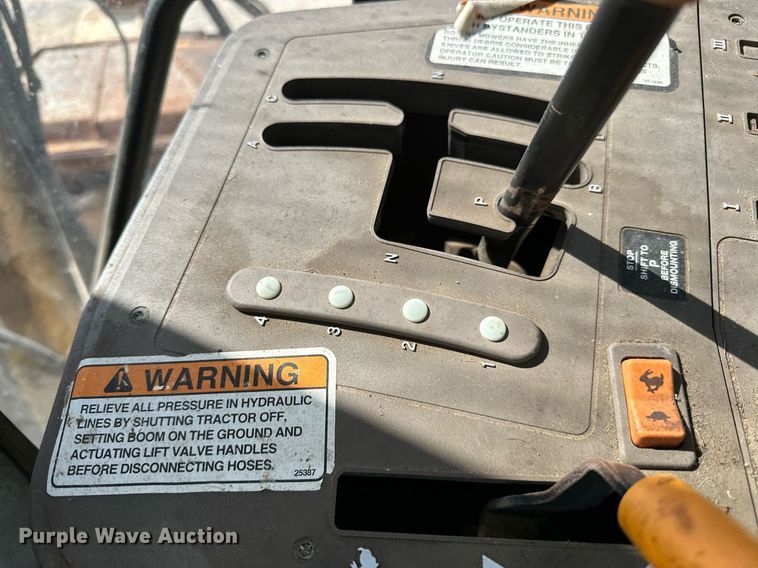 image for item OG9173 2009 John Deere 6330  MFWD tractor