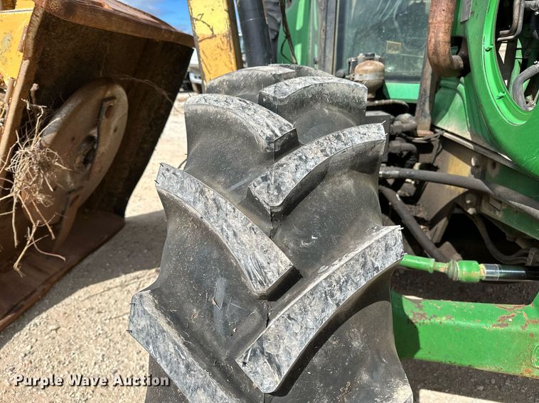 image for item OG9173 2009 John Deere 6330  MFWD tractor