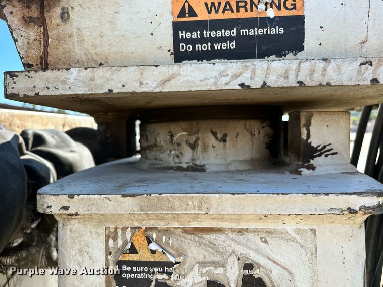 image for item OG9183 2003 International 4300  crane truck