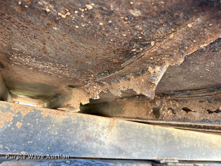 image for item OG9183 2003 International 4300  crane truck